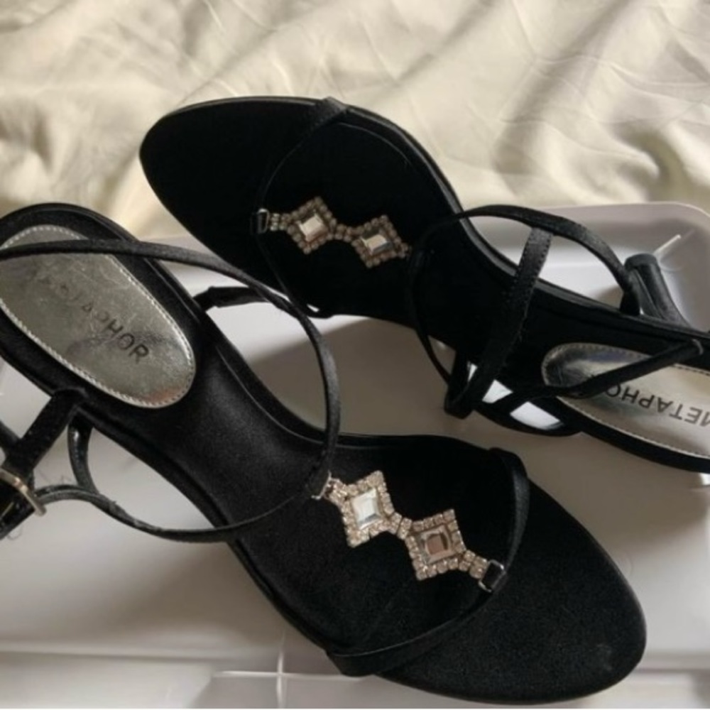 Metaphor Heels
